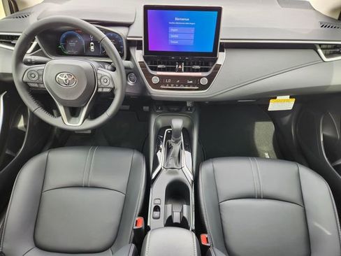 New 2026 Toyota Corolla XLE image 18