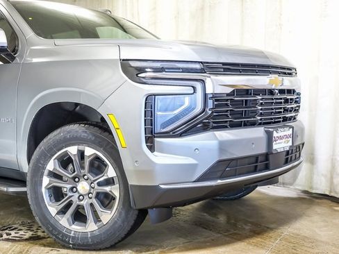 New 2026 Chevrolet Tahoe LS image 3