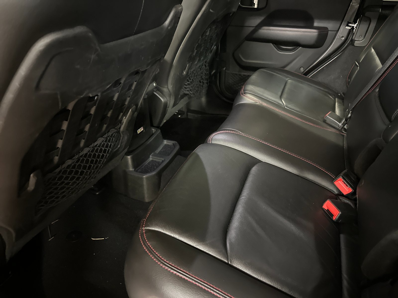 Used 2018 Jeep Wrangler Unlimited Rubicon AWD/4WD image 11