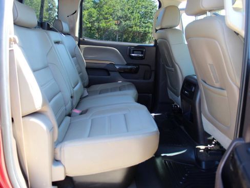 Used 2015 GMC Sierra 2500 Denali w/ Duramax Plus Package AWD/4WD image 21