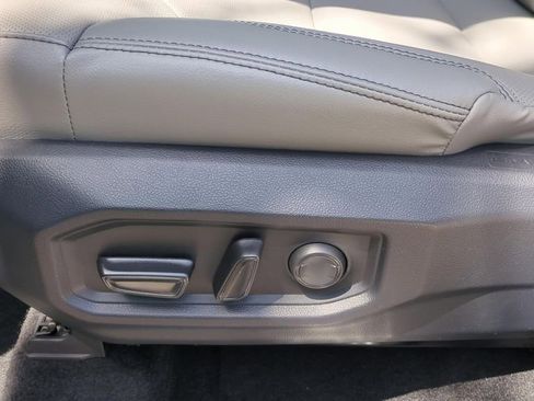New 2026 Toyota Tundra SR5 AWD/4WD image 18