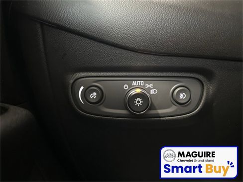 Used 2022 Chevrolet Equinox Premier image 14