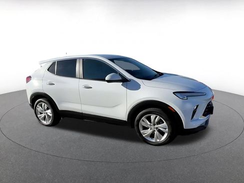 Used 2025 Buick Encore GX Preferred image 2