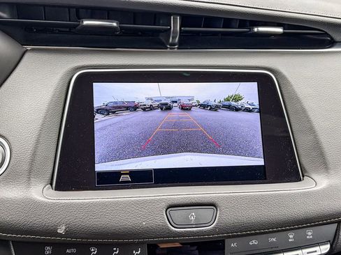 Certified 2023 Cadillac XT4 Luxury w/ Cold Weather Package FWD image 51