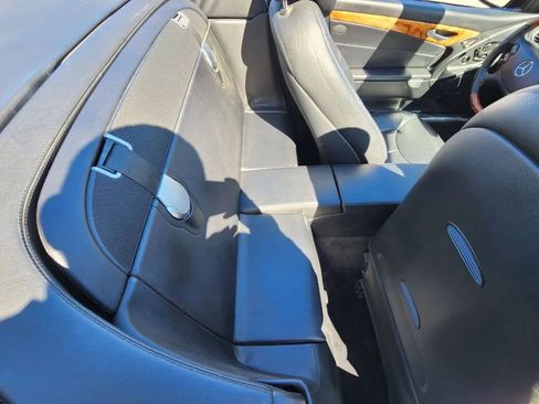 Used 2007 Mercedes-Benz SL 550 image 17