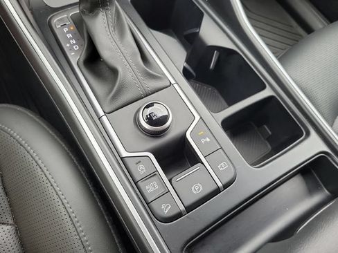 Certified 2024 Kia Sorento S FWD image 29