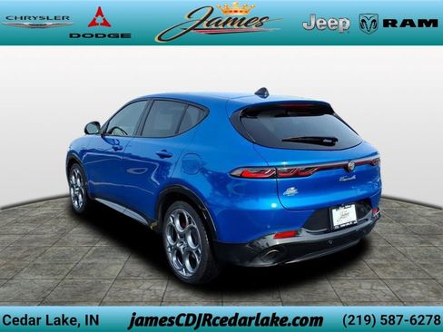 Used 2024 Alfa Romeo Tonale Veloce AWD/4WD image 3