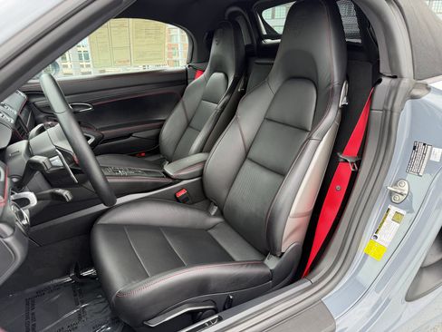 Certified 2023 Porsche 718 Boxster GTS RWD image 5