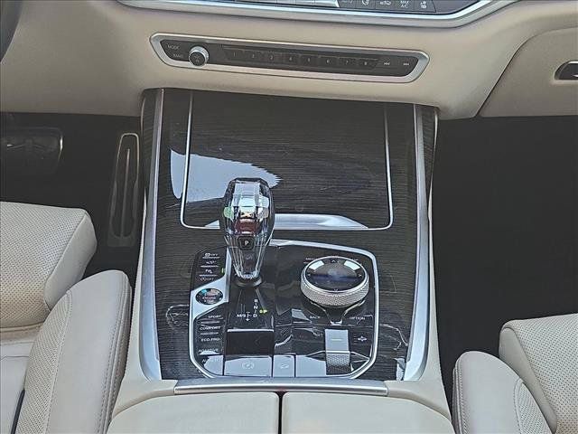 Used 2022 BMW X7 M50i w/ Executive Package AWD/4WD image 12