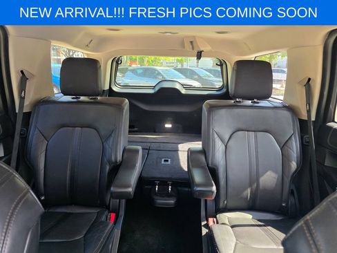 Used 2019 Ford Expedition Platinum RWD image 13
