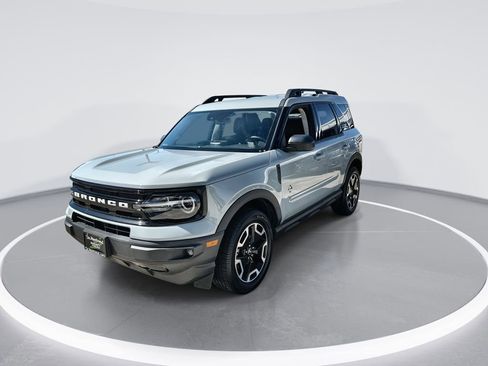 Used 2023 Ford Bronco Sport Outer Banks AWD/4WD image 4