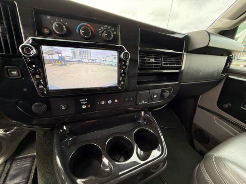 Used 2022 Chevrolet Express 2500 Extended w/ Enhanced Convenience Package image 20