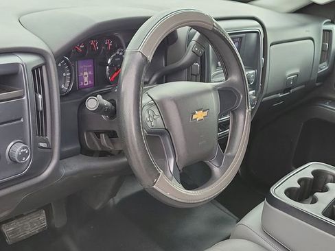 Used 2017 Chevrolet Silverado 1500 W/T RWD image 6