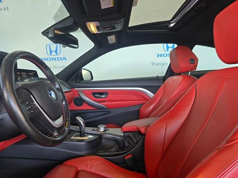 Used 2020 BMW 430i Coupe w/ Convenience Package image 14