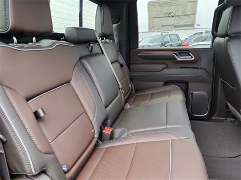 New 2026 GMC Sierra 2500 Denali w/ Denali Reserve Package image 22