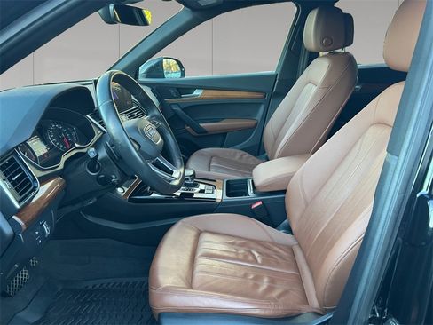 Used 2022 Audi Q5 2.0T Premium image 10