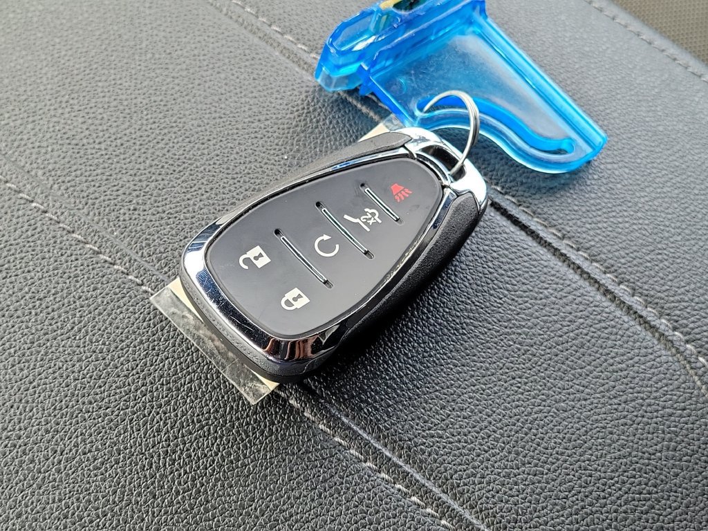 Used 2023 Chevrolet Traverse LT FWD image 32