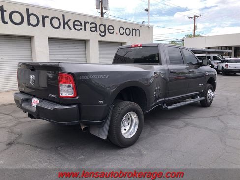 Used 2022 RAM 3500 Big Horn w/ Level A Equipment Group image 8