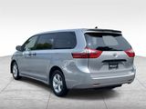 Used 2020 Toyota Sienna L image 5