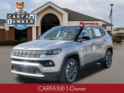 Used 2022 Jeep Compass Limited image 2