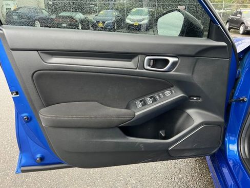 Used 2023 Honda Civic Sport image 19