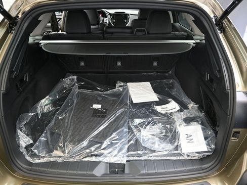 Certified 2025 Subaru Outback Limited image 17