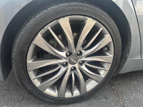 Used 2015 Hyundai Genesis 5.0 image 13