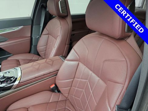 Certified 2023 BMW 760i xDrive image 11