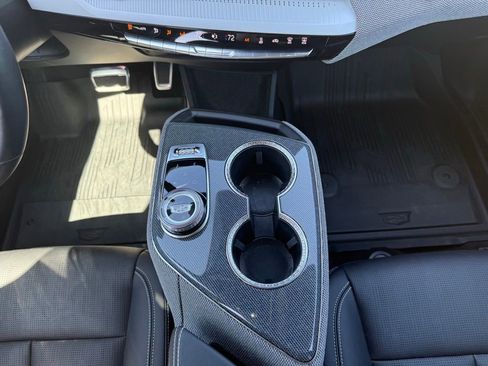 Used 2025 Cadillac Optiq Luxury 2 w/ LPO, Floor Liner Package AWD/4WD image 24