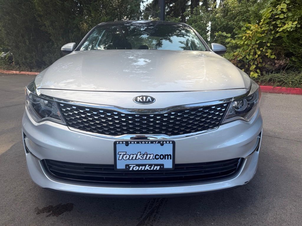 Used 2018 Kia Optima EX w/ Premium Package FWD image 9