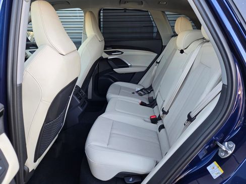 New 2025 Audi Q5 Premium AWD/4WD image 10