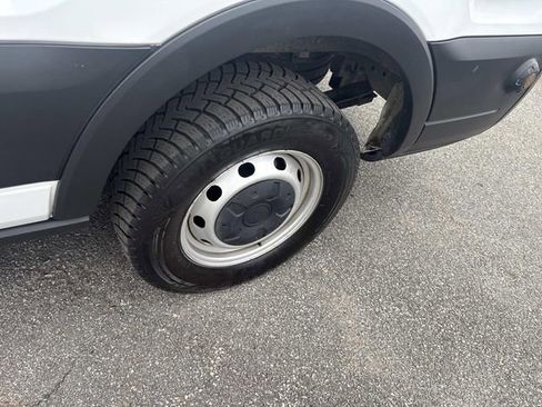 Used 2019 Ford Transit 250 148 Low Roof RWD image 16