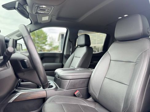 Used 2019 GMC Sierra 1500 SLT w/ SLT Premium Package AWD/4WD image 16
