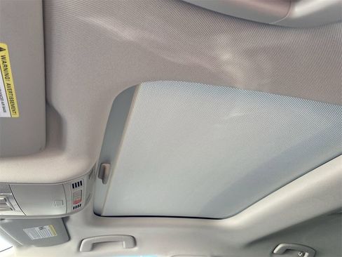 New 2026 Volkswagen Jetta SE image 18