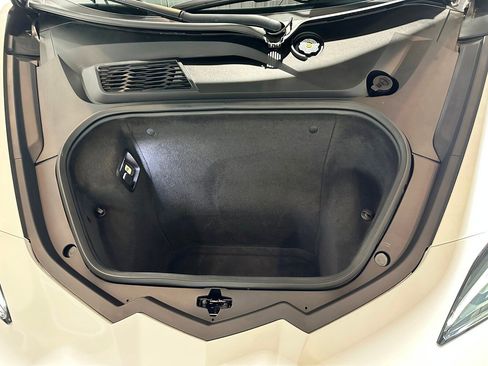 Used 2023 Chevrolet Corvette Stingray Premium Conv w/ Z51 Performance Package RWD image 36