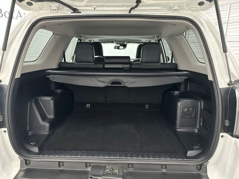 Used 2023 Toyota 4Runner SR5 Premium w/ Moonroof Package RWD image 22