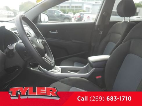 Used 2016 Kia Sportage LX AWD/4WD image 31