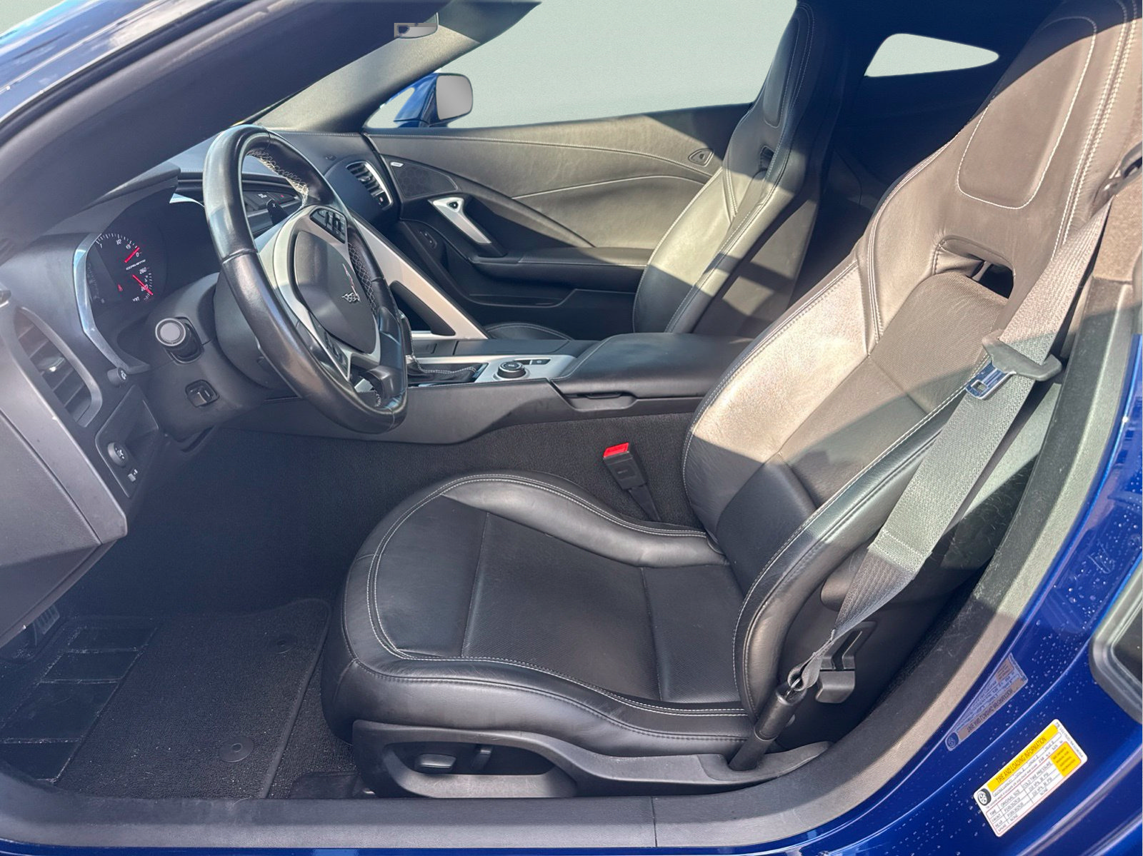 Used 2019 Chevrolet Corvette Stingray Coupe w/ 1LT RWD image 19
