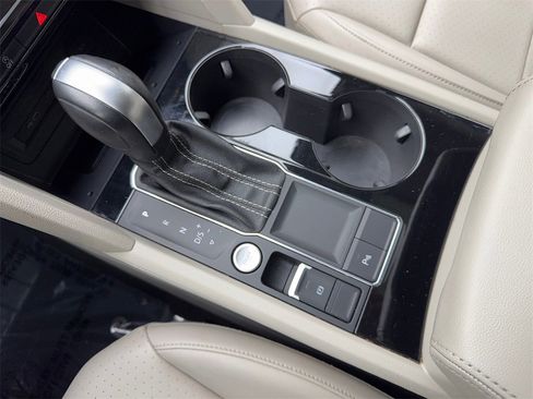 Used 2023 Volkswagen Atlas SE w/ Panoramic Sunroof Package image 68