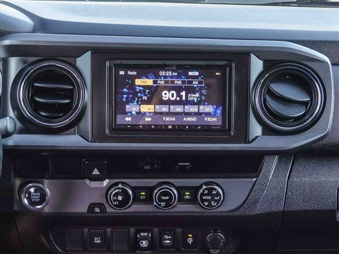 Certified 2018 Toyota Tacoma TRD Sport RWD image 15