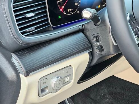 New 2026 Mercedes-Benz GLE 350 4MATIC image 16