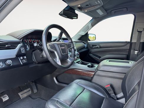 Used 2018 GMC Yukon SLT w/ HD Trailering Package RWD image 9