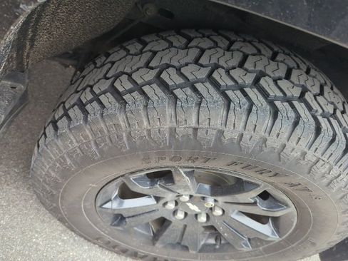 Used 2016 Chevrolet Colorado Z71 image 7