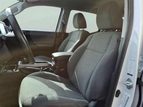 Used 2021 Toyota Tacoma SR5 image 12