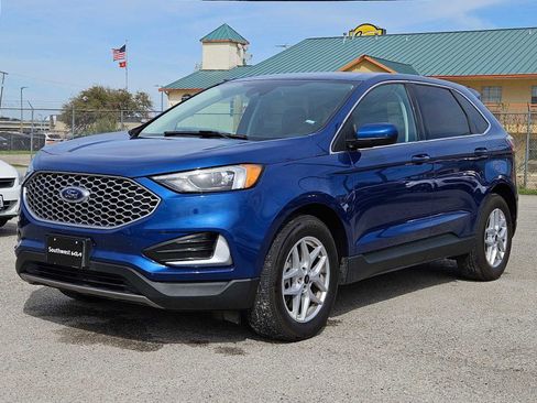 Used 2024 Ford Edge SEL image 10