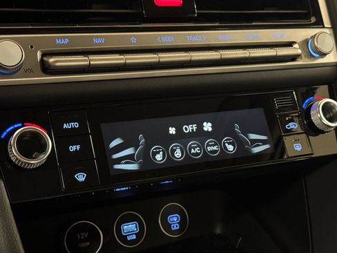 New 2026 Genesis G70 2.5T AWD/4WD image 20