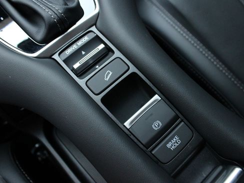 Used 2026 Honda HR-V EX-L image 48