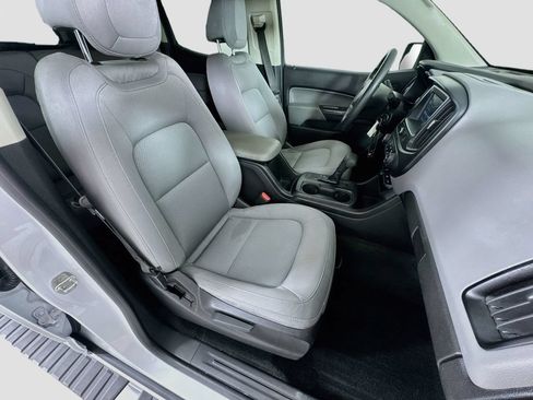 Used 2017 Chevrolet Colorado W/T w/ Custom Special Edition RWD image 28
