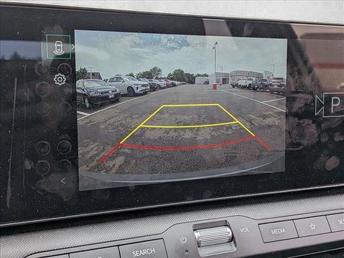 Used 2025 Kia K4 FWD image 11