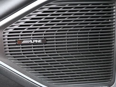 Used 2024 Jeep Wagoneer Series II AWD/4WD image 14